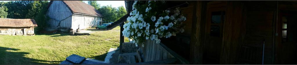 Rustic Home Mia Duga Resa Bilik gambar